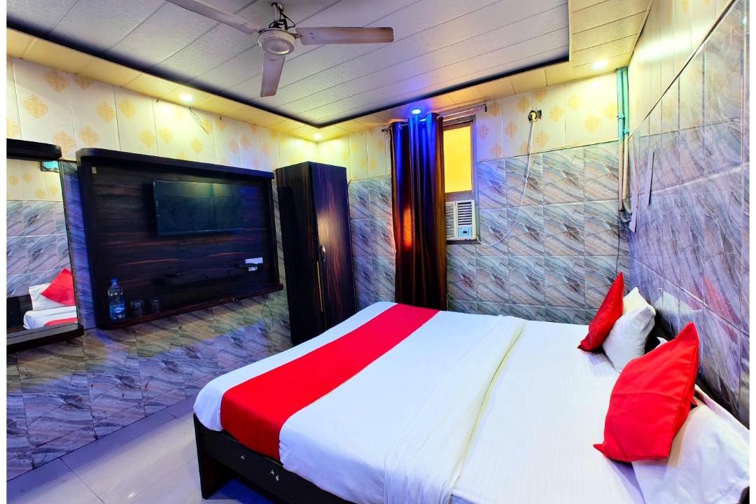 Photo of Bedroom in Charbagh