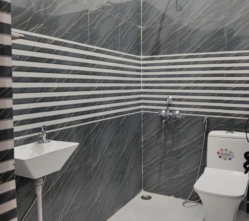 Photo of Bathroom in Tapovan