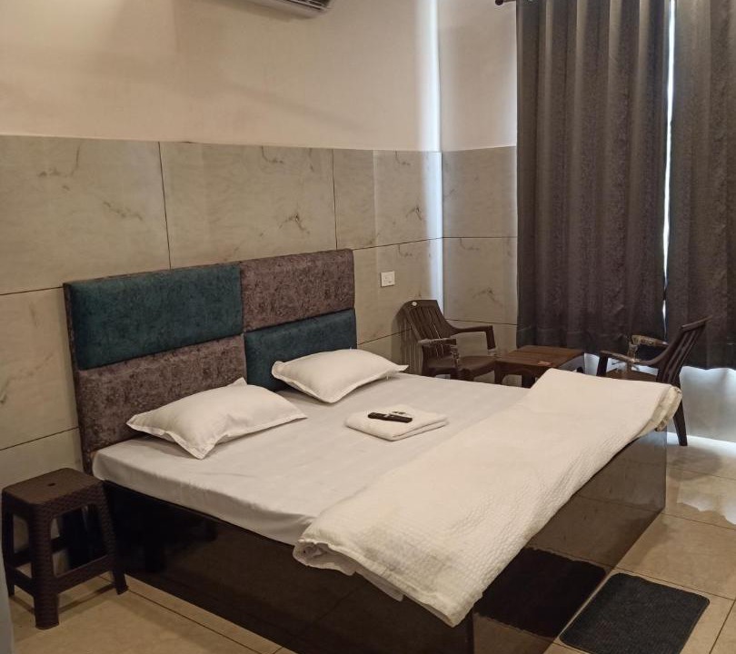 Photo of Bedroom in Mayapur