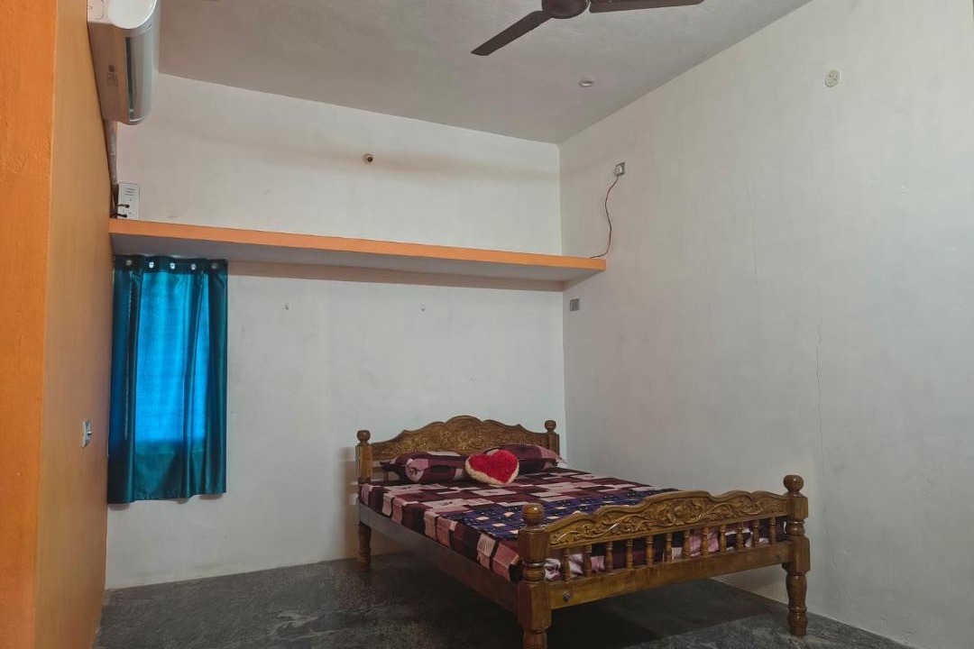 Photo of Bedroom in Kuilapalayam