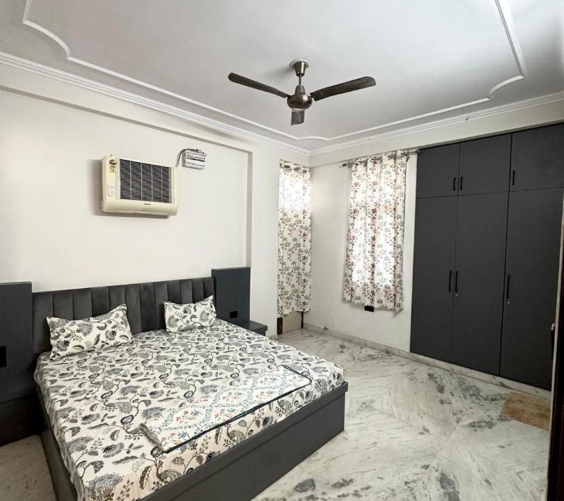 Photo of Bedroom in Khattalwada