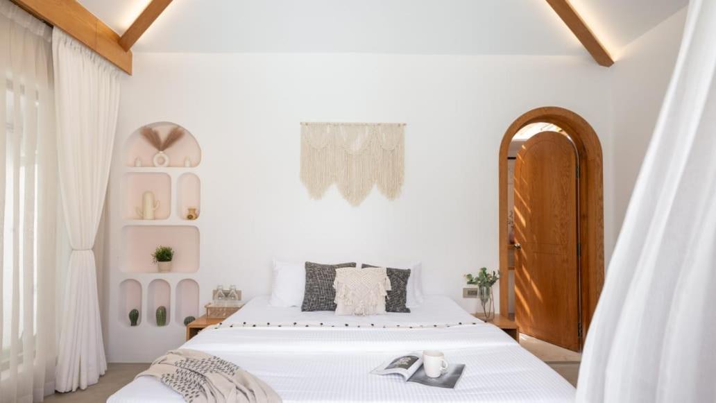 Photo of Bedroom in Khattalwada