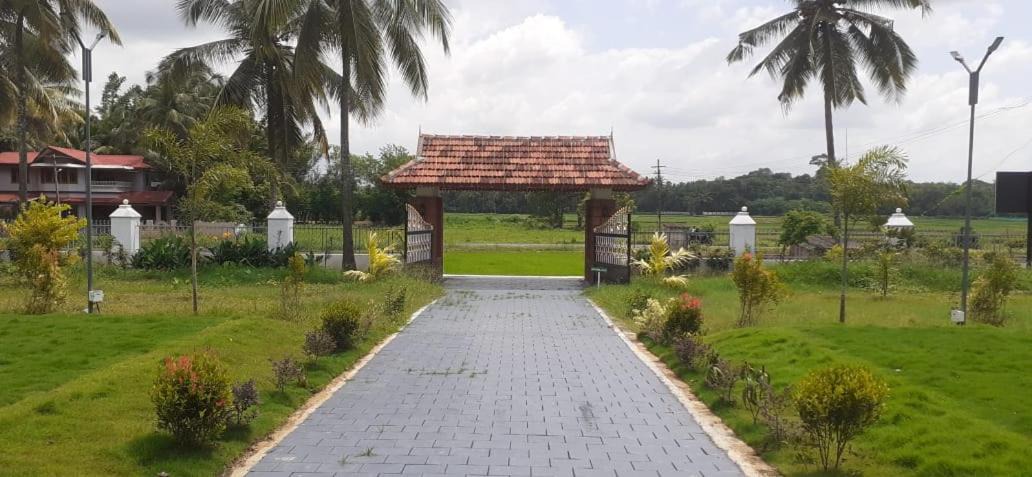 Photo of Others in Alattur
