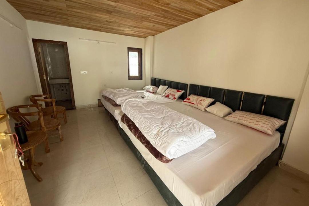 Photo of Bedroom in Kedarnath