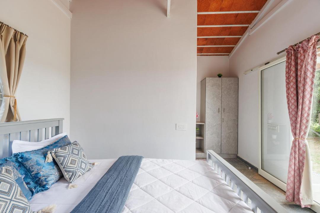 Photo of Bedroom in Denkanikota