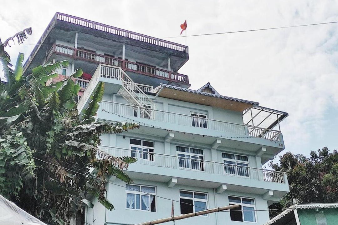 Photo of Buildings in Karsiyang