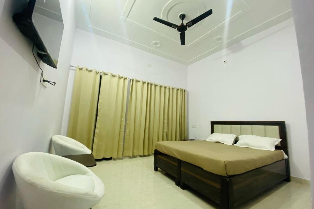 Photo of Bedroom in Guptkashi