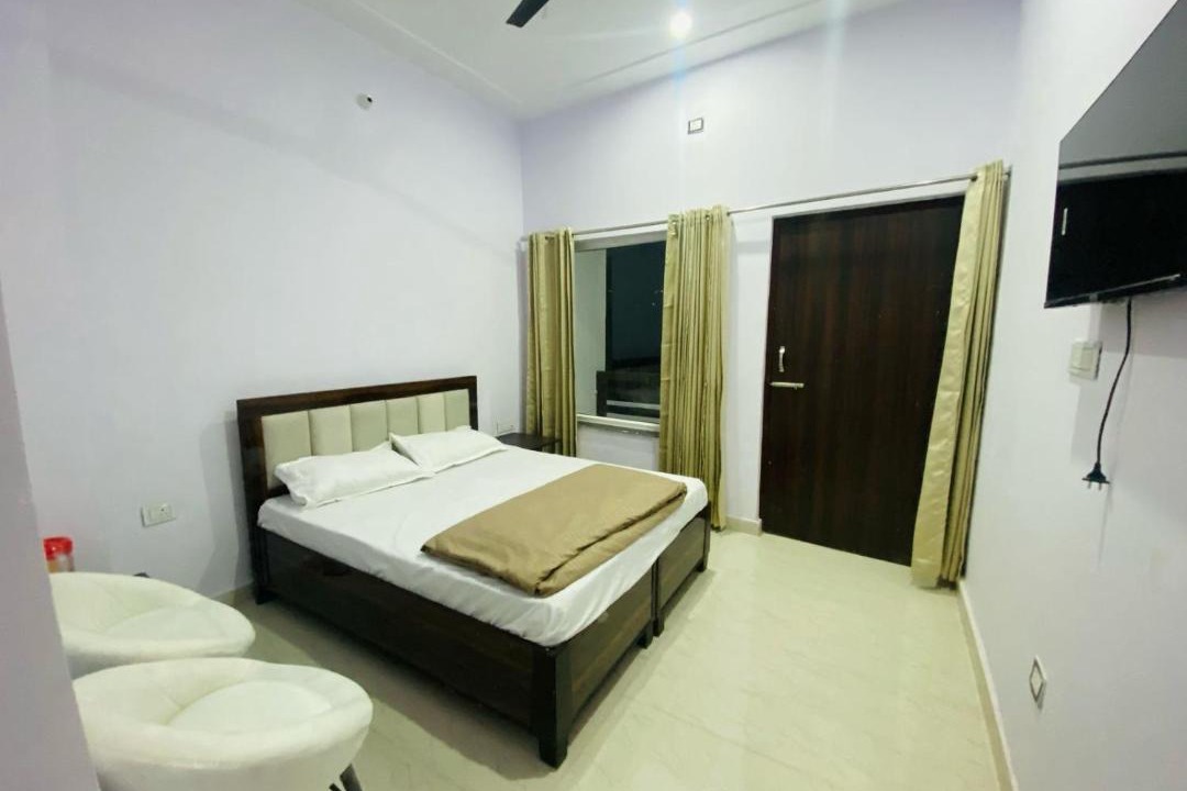 Photo of Bedroom in Guptkashi