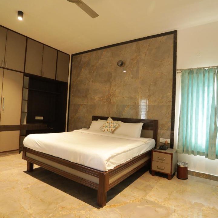 Photo of Bedroom in Denkanikota