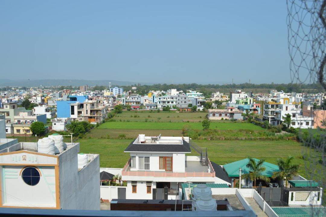 Photo of Buildings in Rishikesh