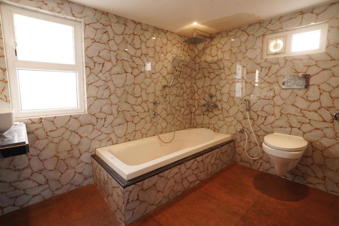 Photo of Bathroom in Falta