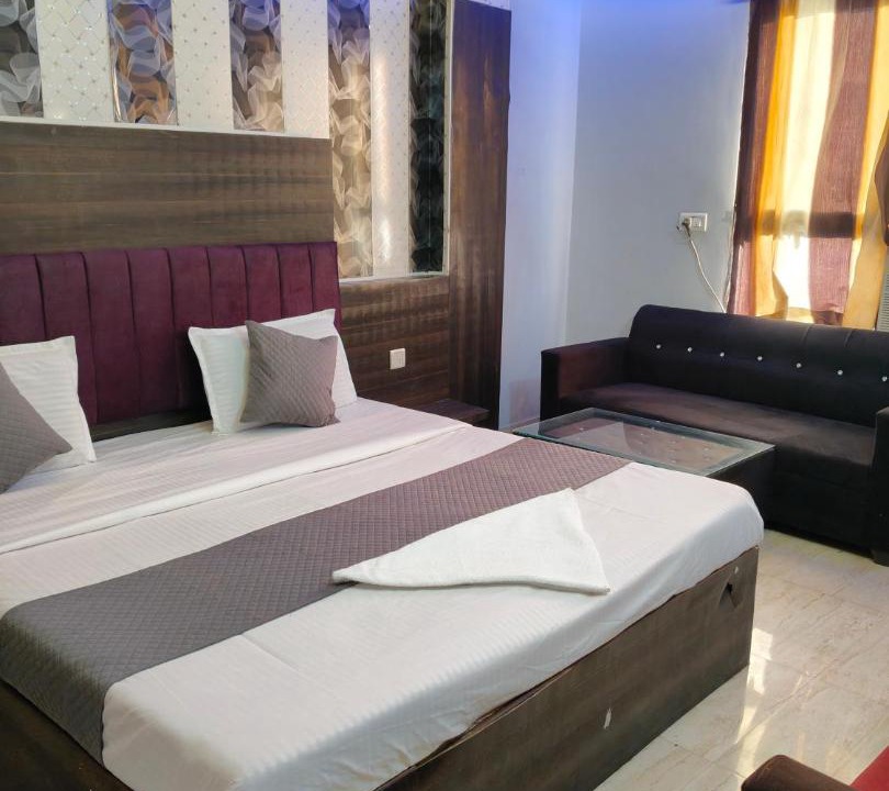 Photo of Bedroom in Charbagh