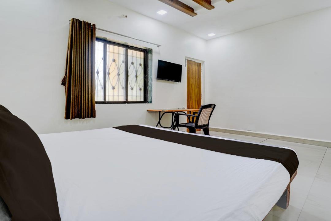 Photo of Bedroom in Uttan