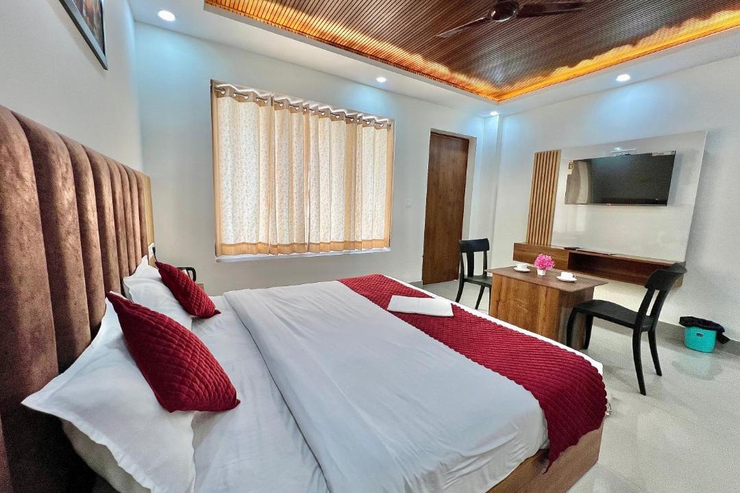 Photo of Bedroom in Lansdowne