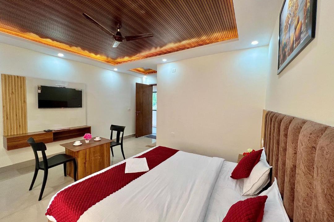 Photo of Bedroom in Lansdowne