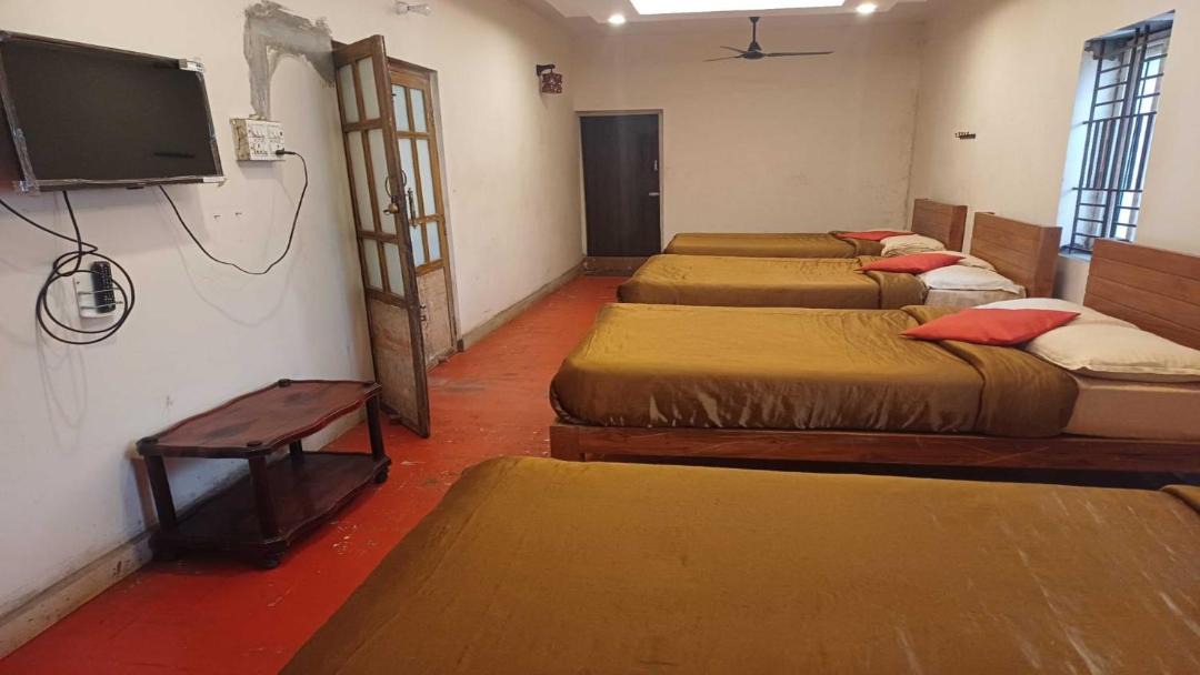 Photo of Bedroom in Sirumalai