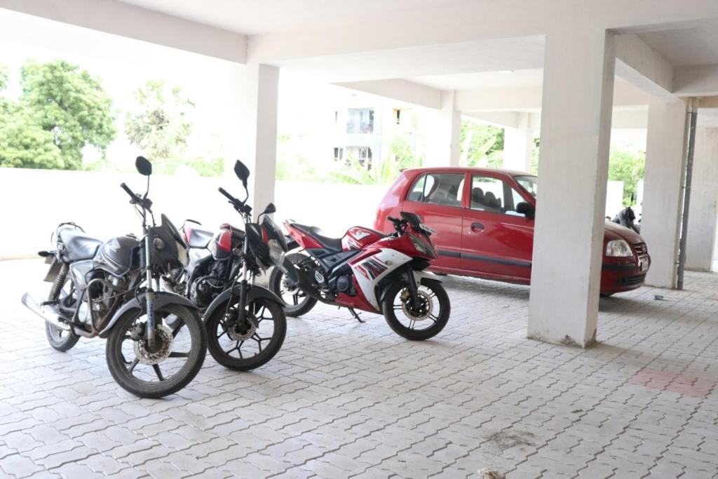 Photo of Others in Manapakkam