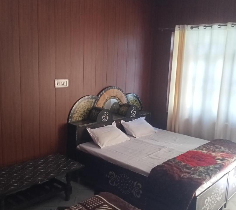 Photo of Bedroom in Chamoli