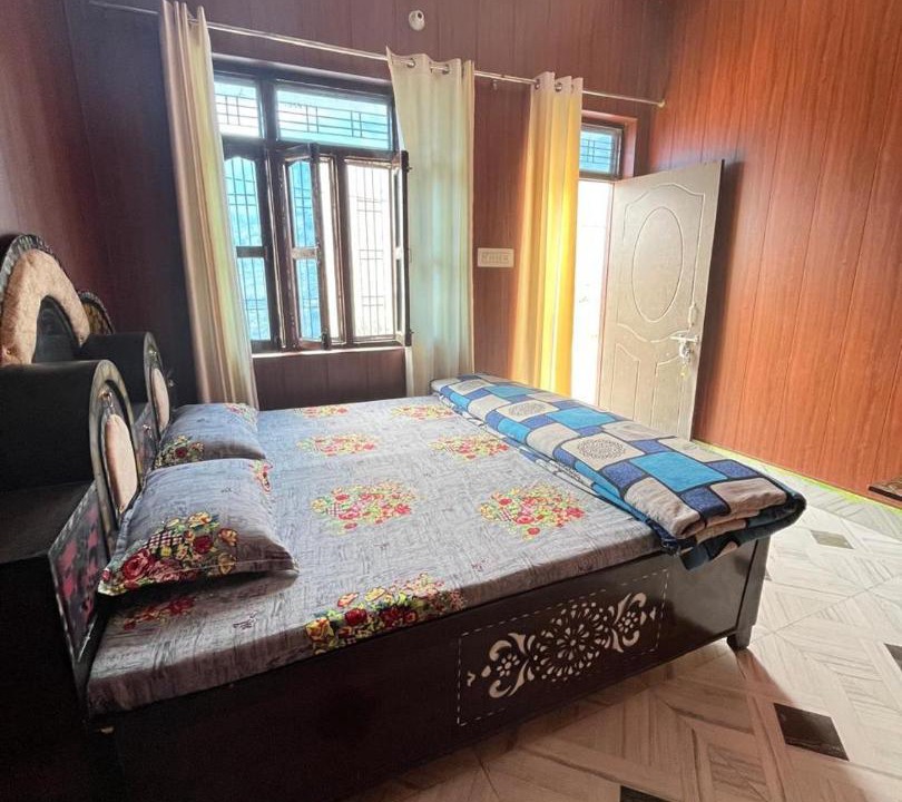 Photo of Bedroom in Chamoli