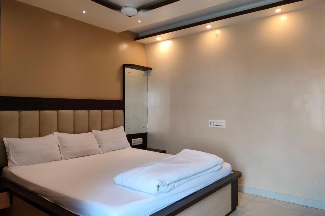 Photo of Bedroom in Tarapith