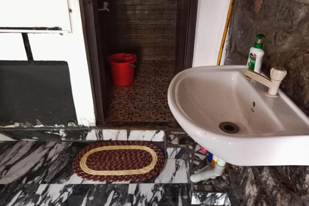 Photo of Bathroom in Periyur