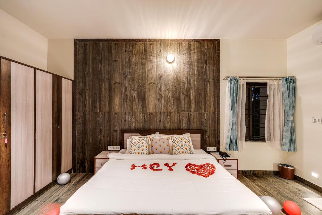 Photo of Bedroom in Denkanikota