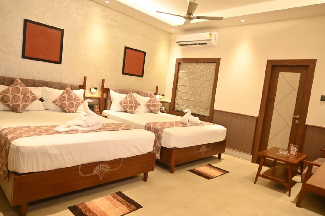 Photo of Bedroom in Tarapith