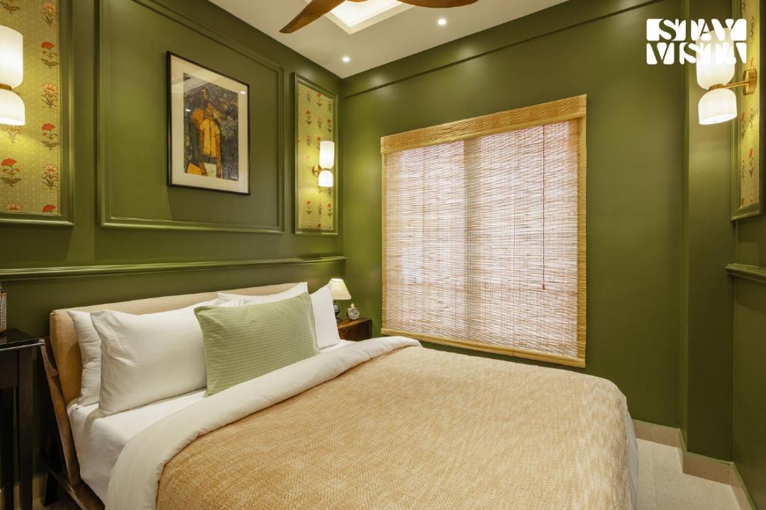 Photo of Bedroom in Ballygunge