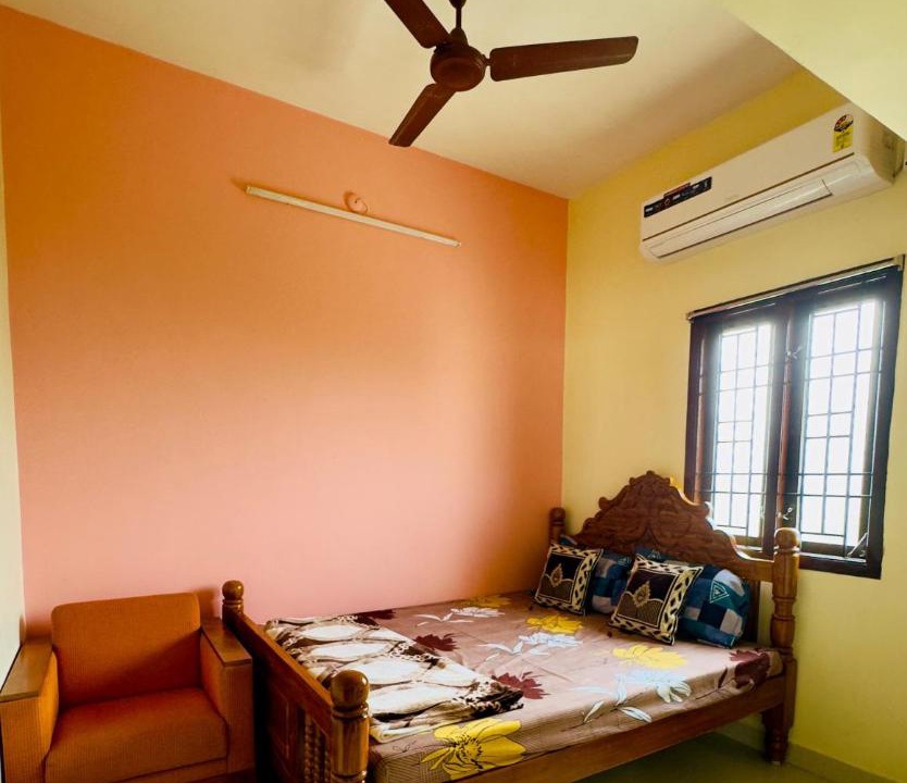 Photo of Bedroom in Kanchipuram