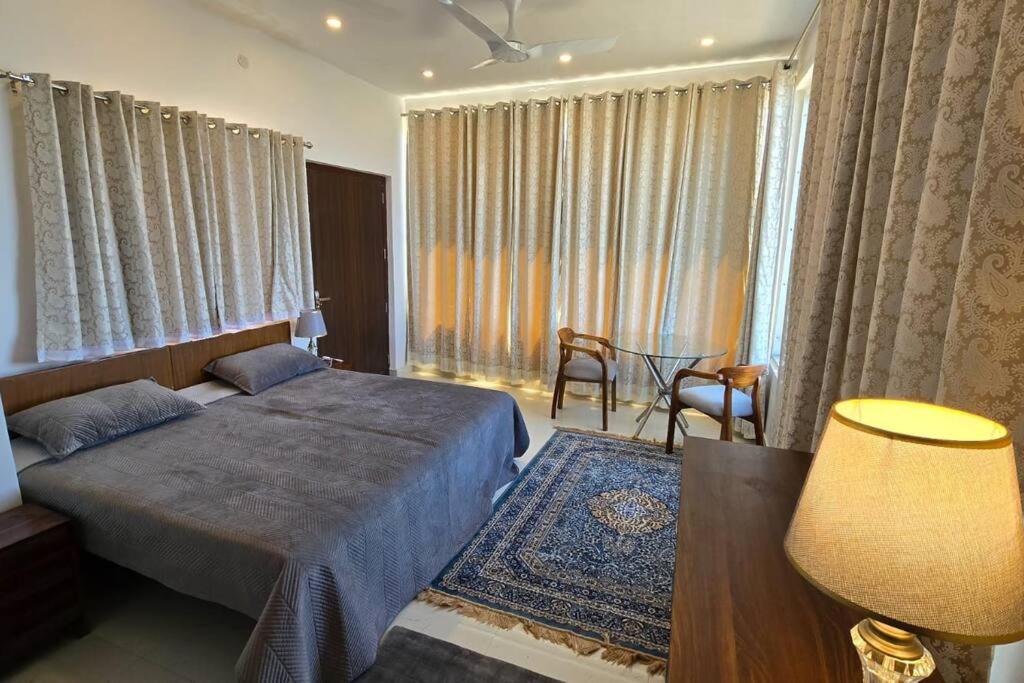 Photo of Bedroom in Jakh