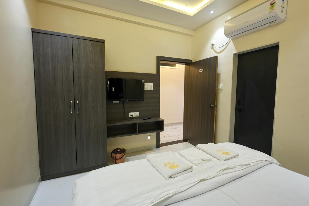 Photo of Bedroom in Tuljapur