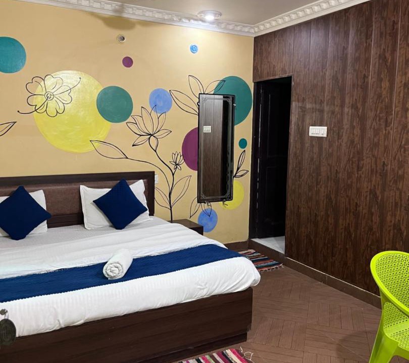 Photo of Bedroom in Tapovan
