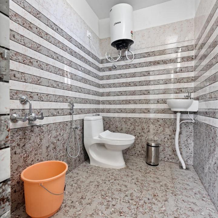 Photo of Bathroom in Ooty
