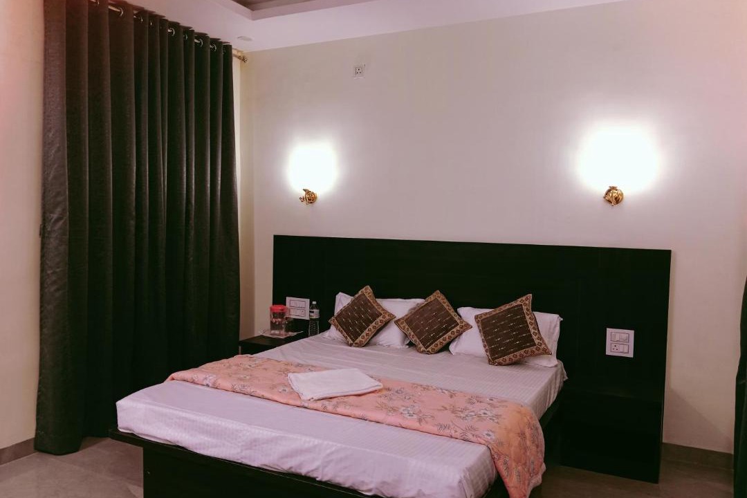 Photo of Bedroom in Mahabaleshwar