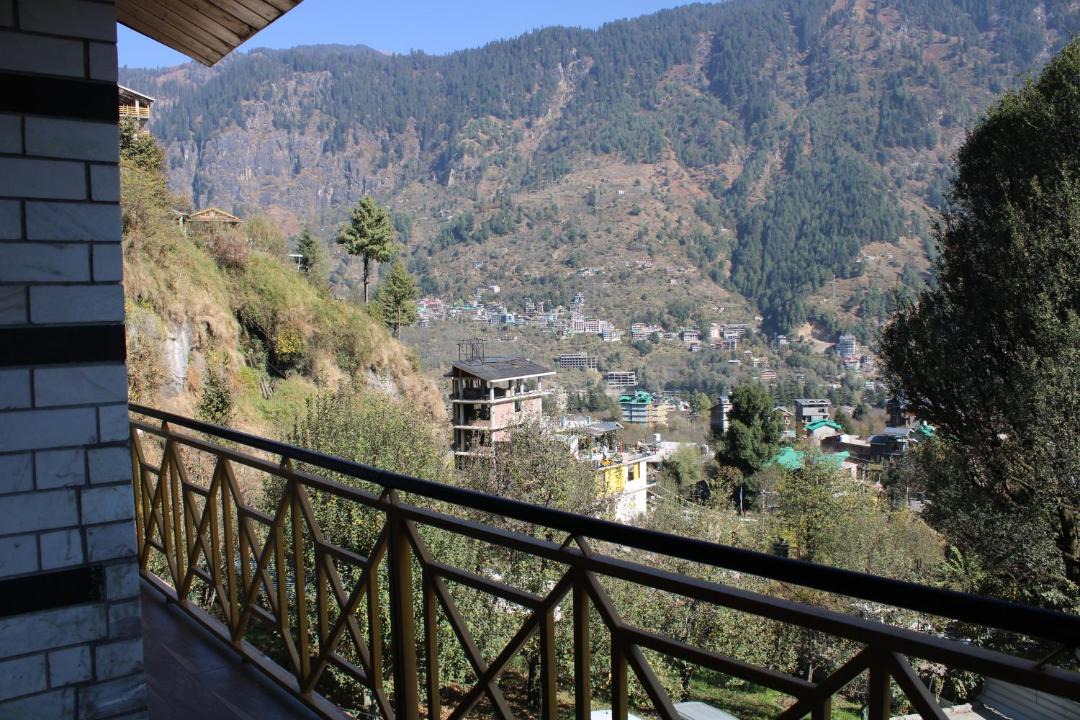 Photo of Others in Old Manali