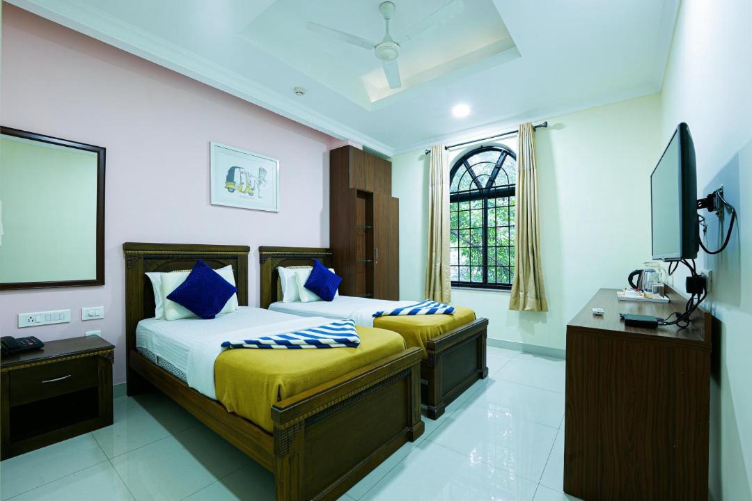 Photo of Bedroom in Teynampet