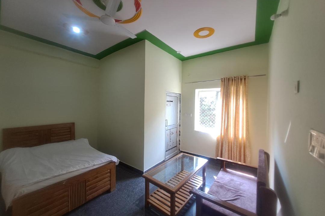 Photo of Bedroom in Pauri