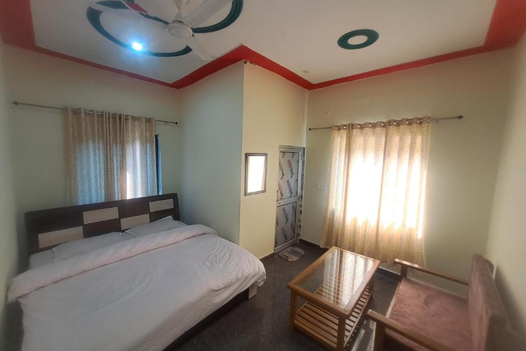 Photo of Bedroom in Pauri