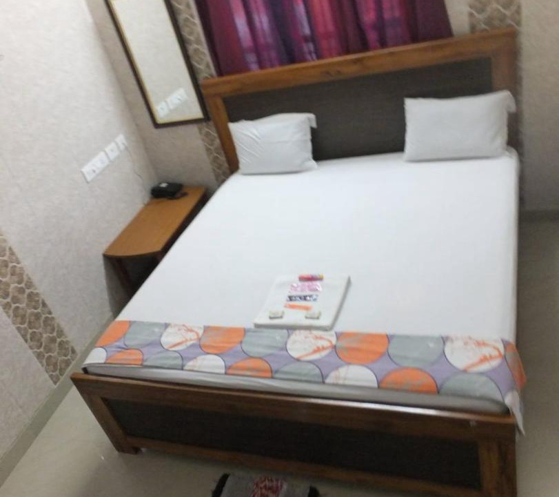 Photo of Bedroom in Triplicane