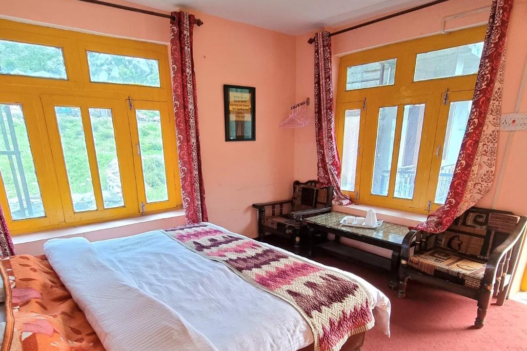 Photo of Bedroom in Chitkul