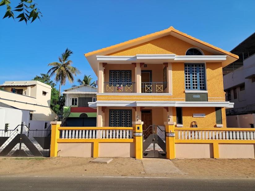 Photo of Buildings in Thanjavur