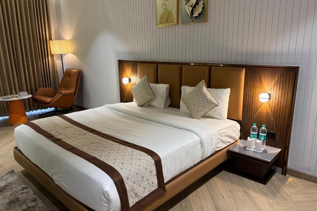 Photo of Bedroom in Pali