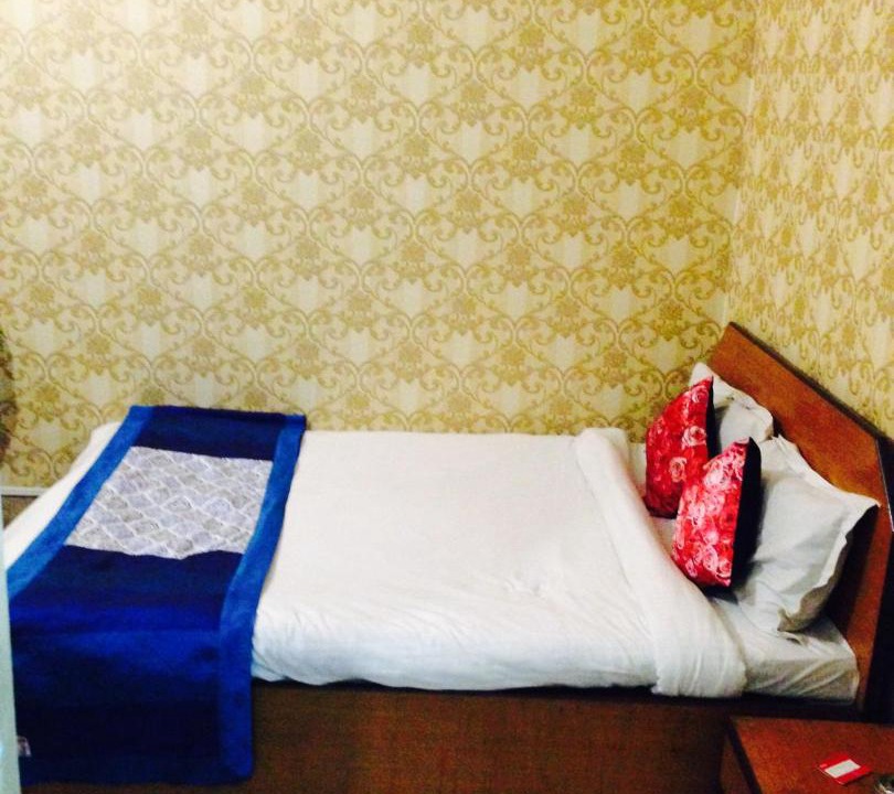 Photo of Bedroom in Ballygunge