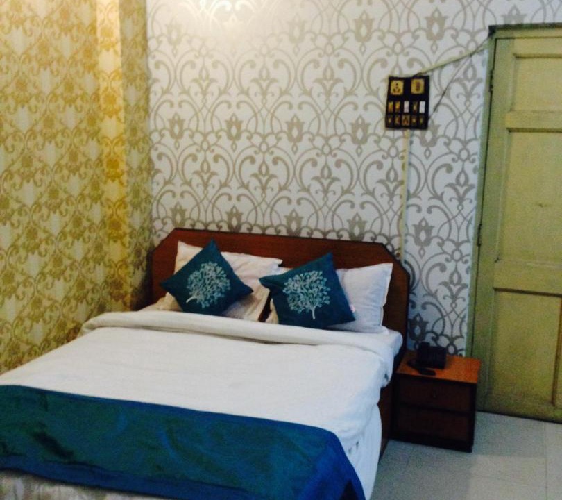 Photo of Bedroom in Ballygunge