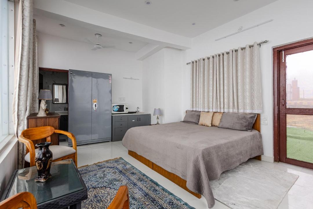 Photo of Bedroom in Jakh