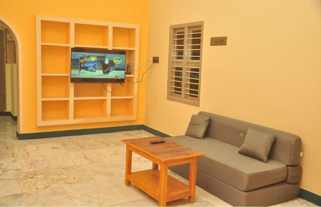Photo of Livingroom in Cuddalore