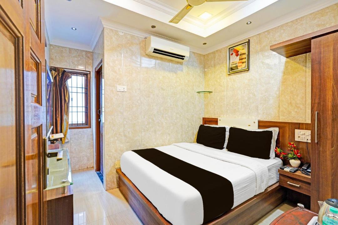 Photo of Bedroom in Triplicane