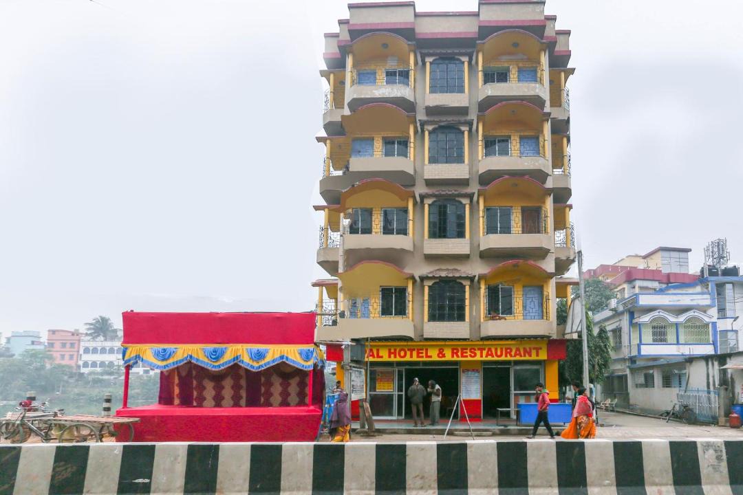 Photo of Buildings in Tarapith