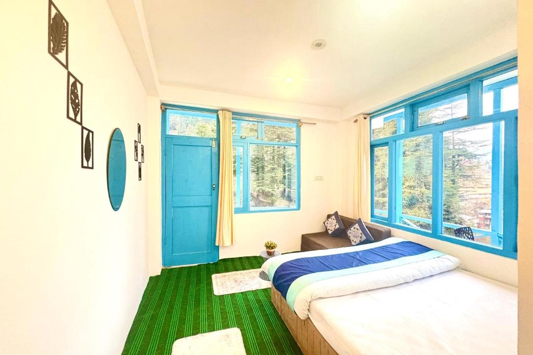 Photo of Bedroom in Jibhi