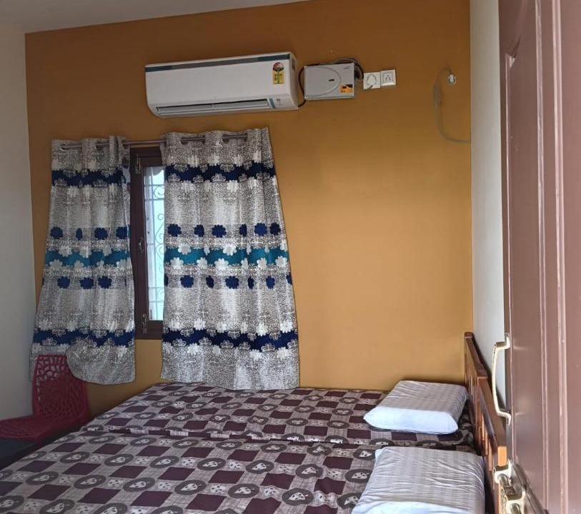 Photo of Bedroom in Sholinghur